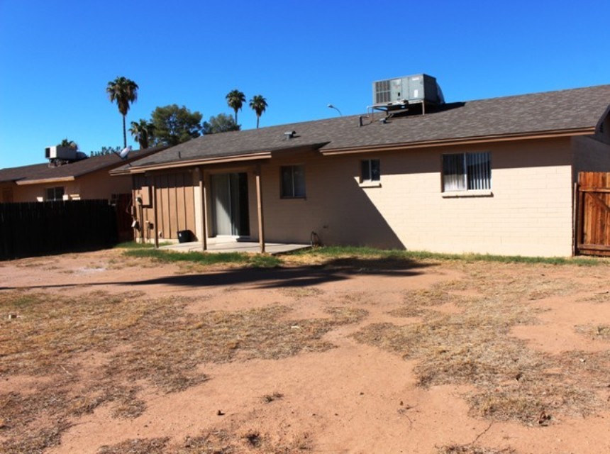 837 N Granite St, Gilbert AZ 85234 Fulton Home in Park Village